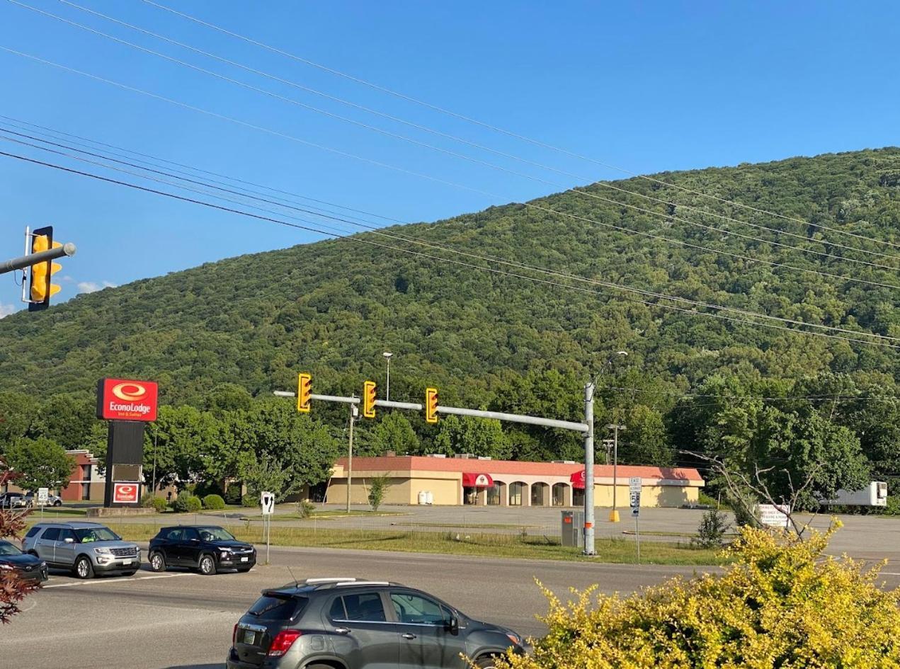 Econo Lodge Inn&Suites - Norton Exterior foto