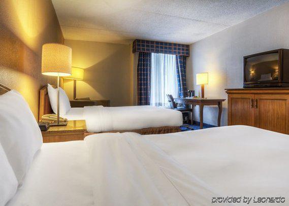 Econo Lodge Inn&Suites - Norton Exterior foto